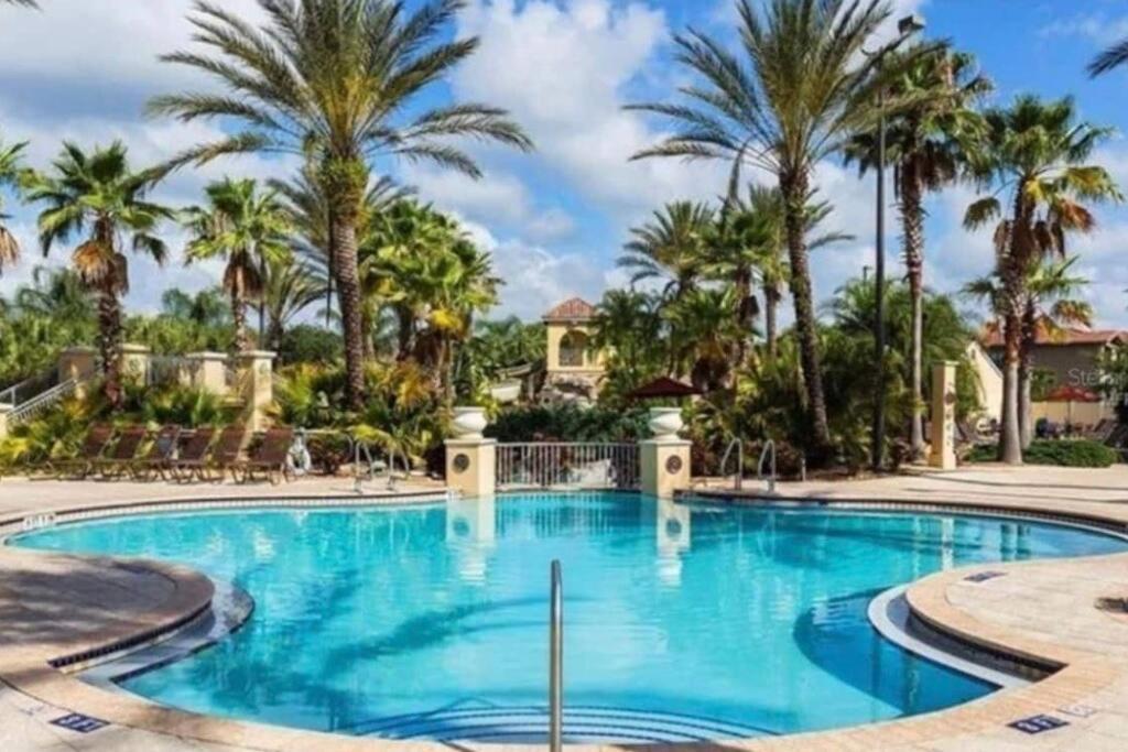 Serene Family Friendly Townhouse In The Wonderful Regal Palms Дейвънпорт Екстериор снимка